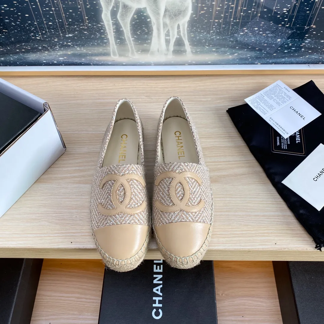 👟👟Ex-factory price 420👟👟 🌈🌈Chanel Chanel✈️2023s spring and summer new fisherman shoes😍😍Taikoo Hui purchased three pairs of original versions for development🐂🐂🤩Original versions are shipped one to one❗️❗️Code number: 34-42 (34 41 42 customized)